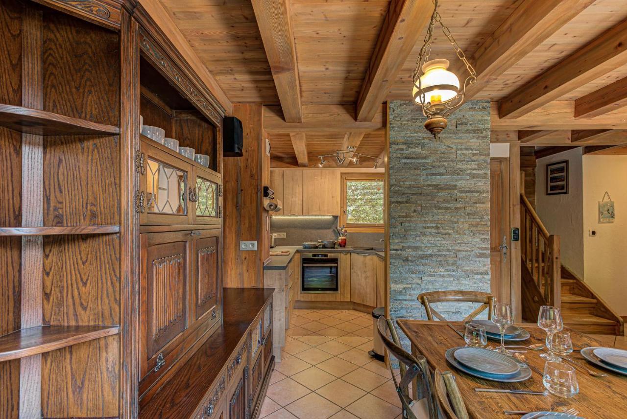 Chalet Blackbushe - Traditional Chalet - Alpes Travel - Sleeps 4-6 莱苏什 外观 照片