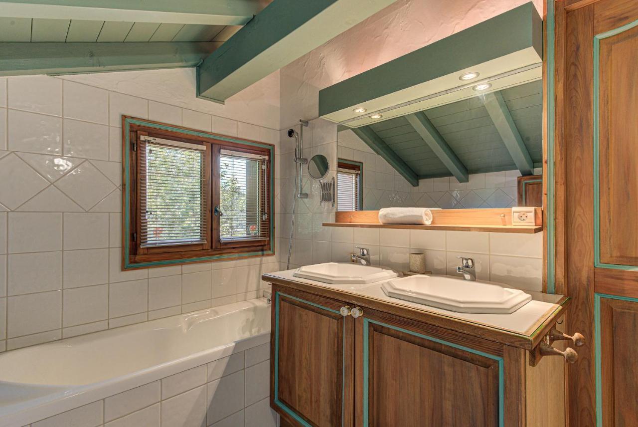 Chalet Blackbushe - Traditional Chalet - Alpes Travel - Sleeps 4-6 莱苏什 外观 照片