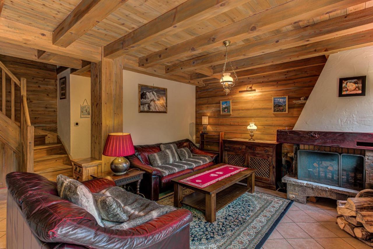 Chalet Blackbushe - Traditional Chalet - Alpes Travel - Sleeps 4-6 莱苏什 外观 照片